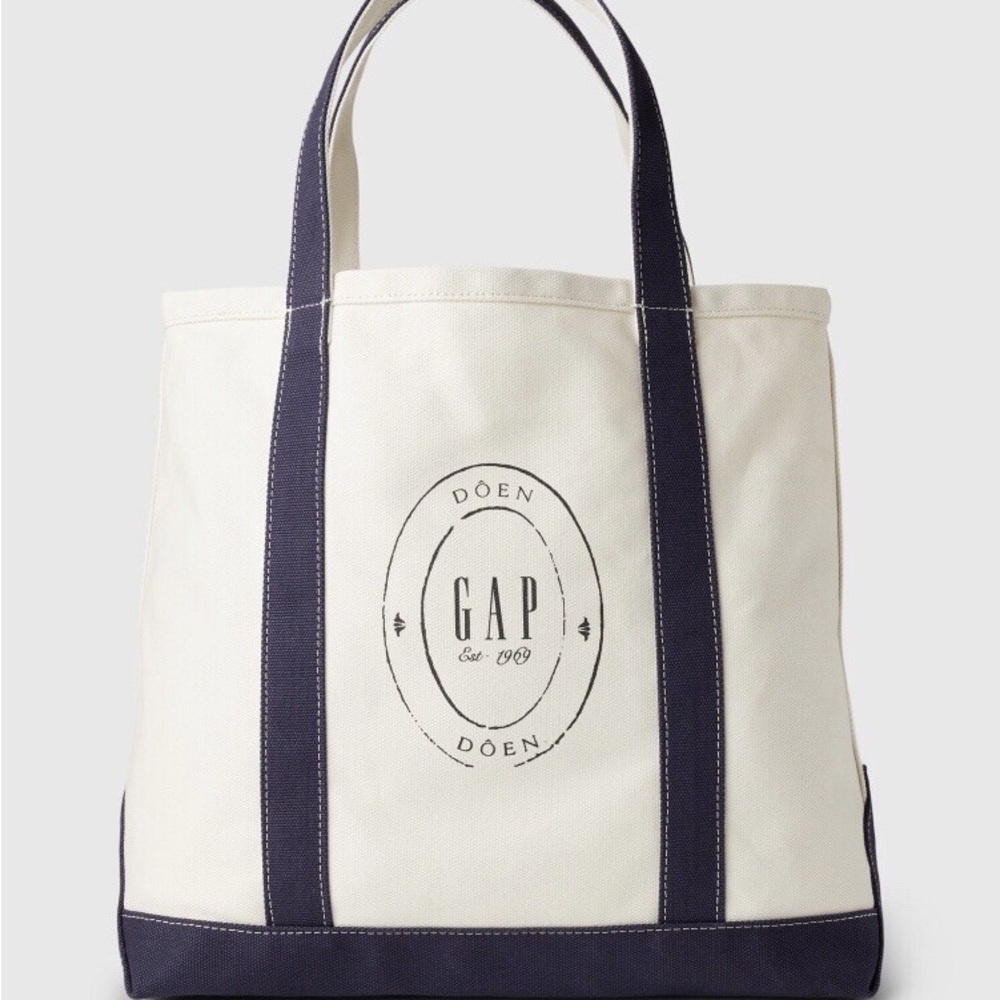GAP x Dôen logo boat tote
